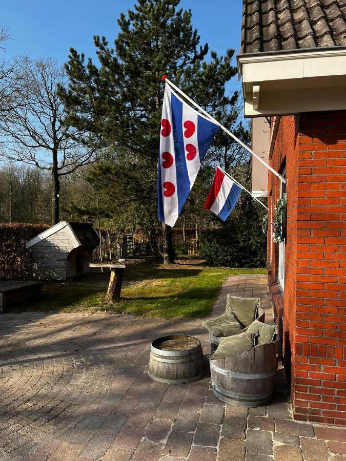 Veendijkhoeve Oosterwolde  Extérieur photo