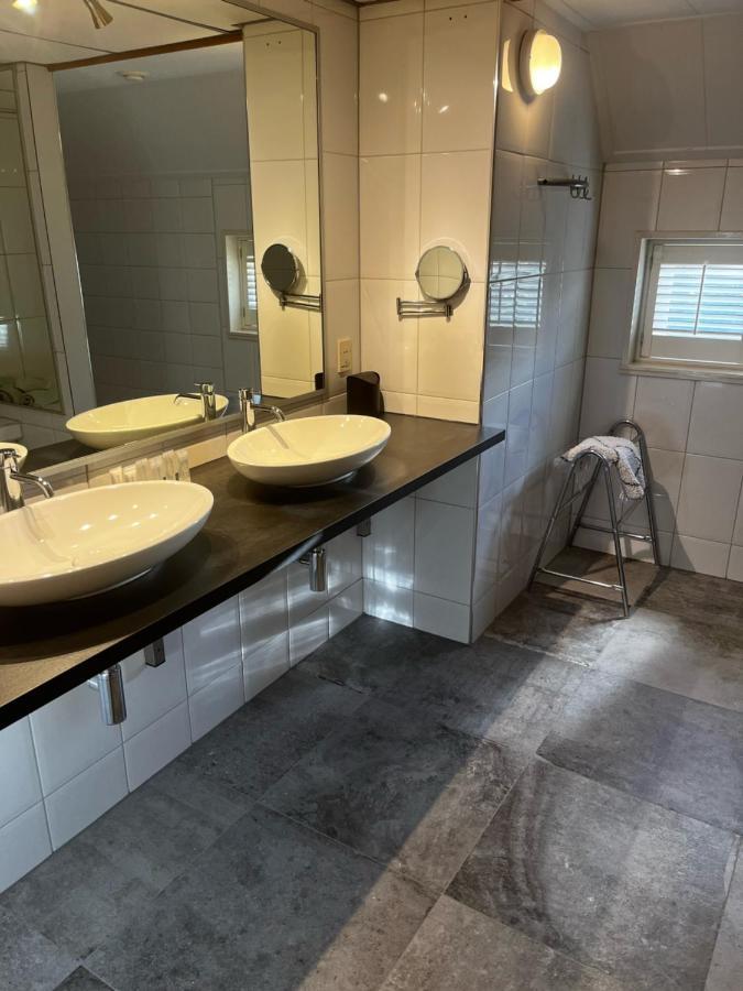 Veendijkhoeve Oosterwolde  Extérieur photo